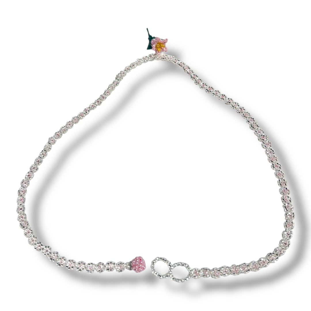 Collar florecita solitaria